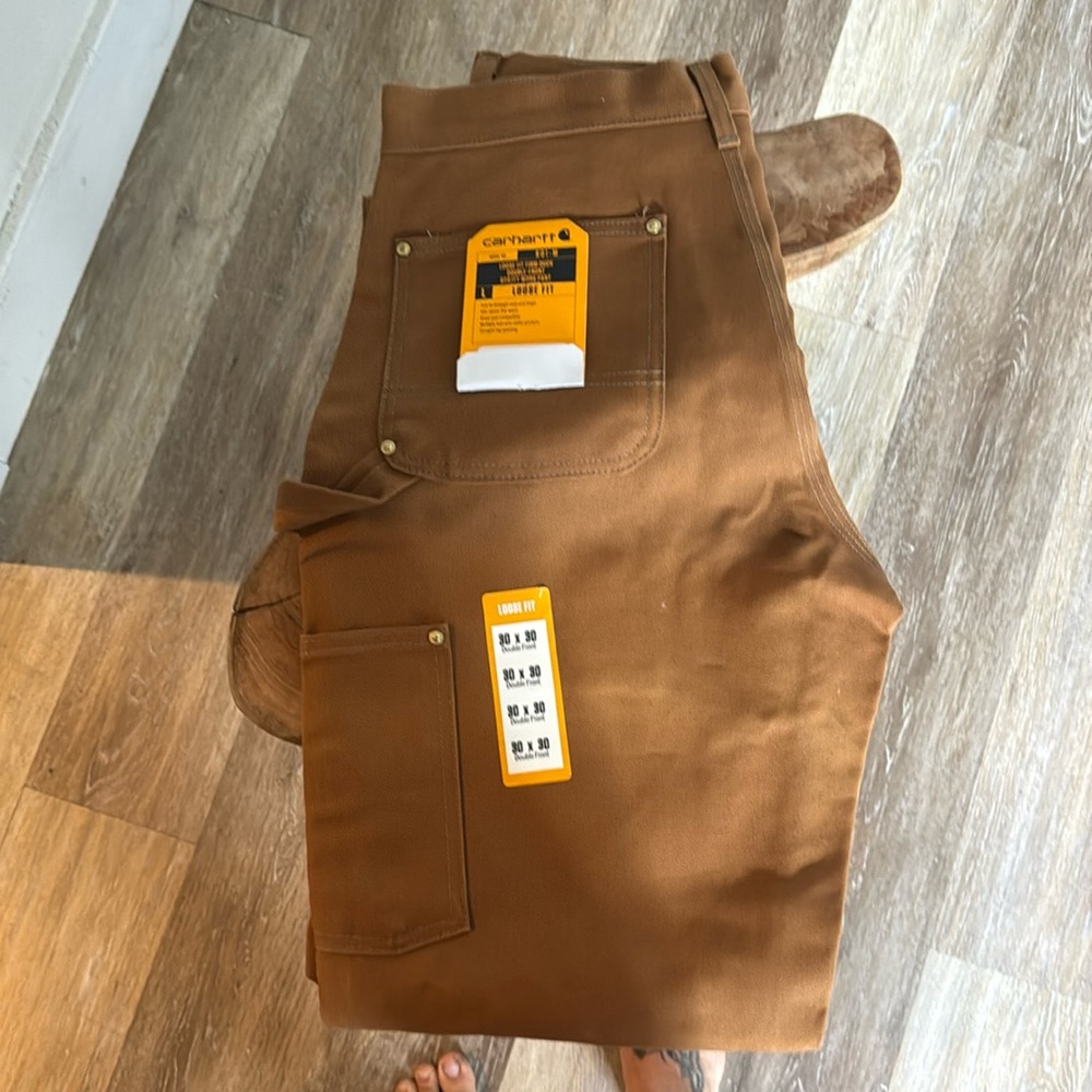 Brand new with tags Carhartt utility cargo pants in classic brown